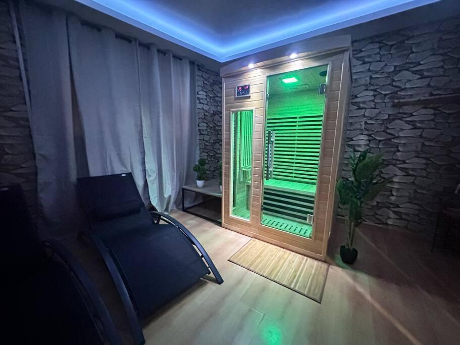 E Servagnat T3 Luxe Avec Sauna Jacuzzi Et Hammam Epernay Bagian luar foto