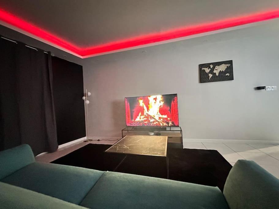 E Servagnat T3 Luxe Avec Sauna Jacuzzi Et Hammam Epernay Bagian luar foto
