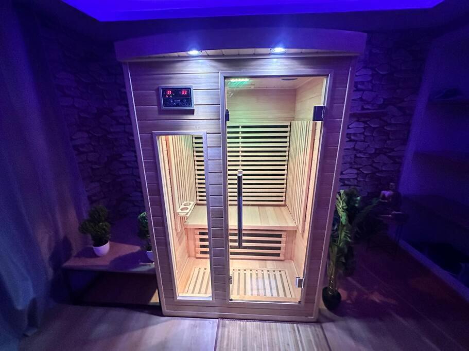 E Servagnat T3 Luxe Avec Sauna Jacuzzi Et Hammam Epernay Bagian luar foto